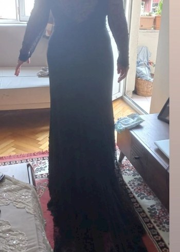 Dantel Detaylı Siyah Uzun Kadın Abiye Elbise - Görsel 4