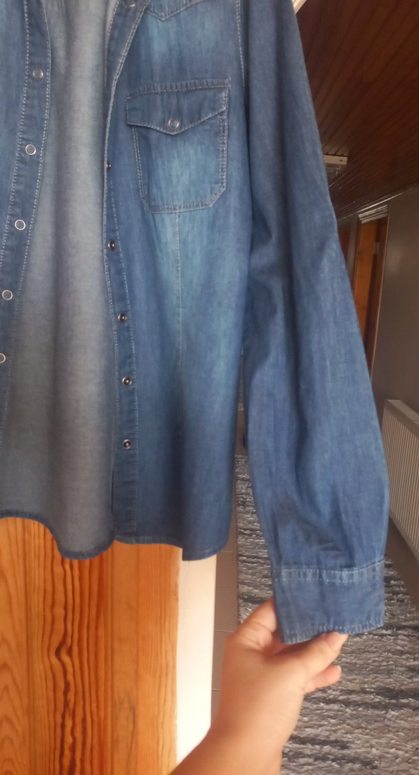 Koton Düğmeli Uzun Kollu Kadın Denim Gömlek - Görsel 4