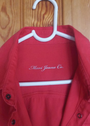 Mavi Kırmızı Düğmeli Uzun Kollu Kadın Gömlek - Görsel 2