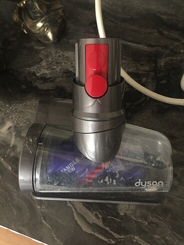DYSON başlık
