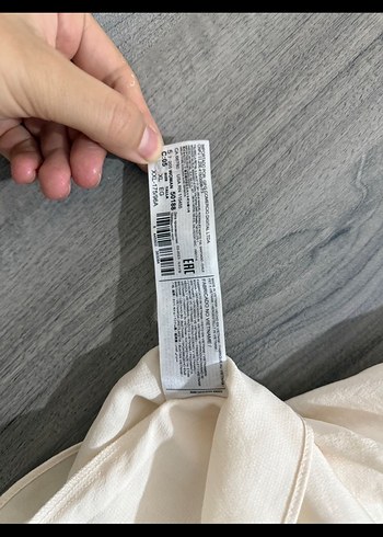 Mango Beyaz Saten V Yaka Askılı Bluz - Görsel 3