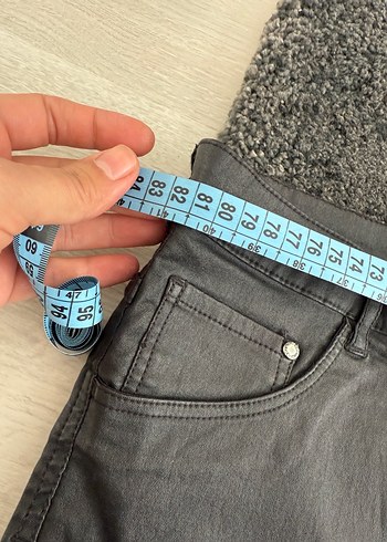 H&M Siyah Parlak Kumaş Kadın Kot Pantolon - Görsel 8