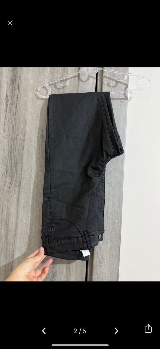 H&M Siyah Parlak Kumaş Kadın Kot Pantolon - Görsel 2