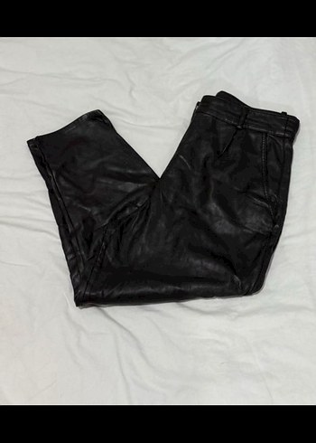 H&M Fermuarlı Siyah Deri Kadın Şort - Görsel 2