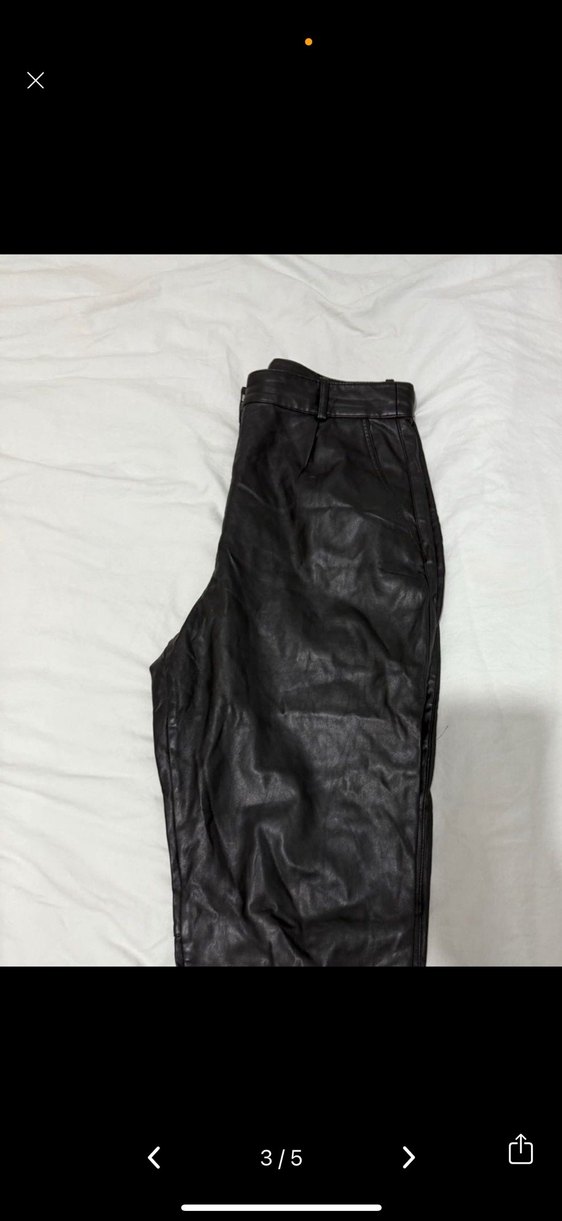 H&M Fermuarlı Siyah Deri Kadın Şort - Görsel 3