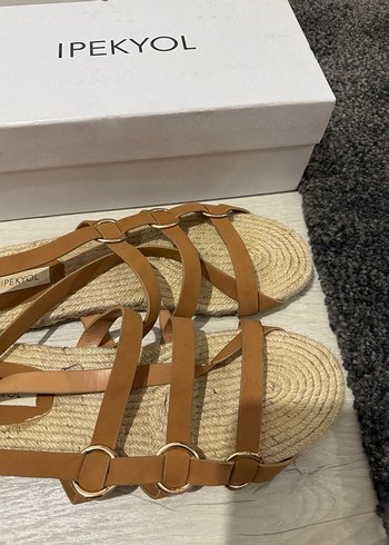 İpekyol Deri Taba Kadın Hasır Taban Görünümlü Sandalet - Görsel 2