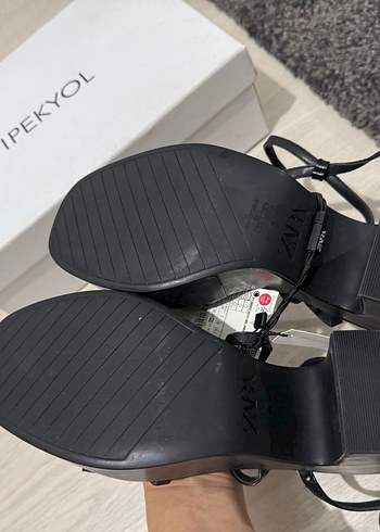 Zara Siyah Platform Topuklu  Sandalet - Görsel 3