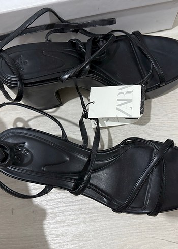 Zara Siyah Platform Topuklu  Sandalet - Görsel 2