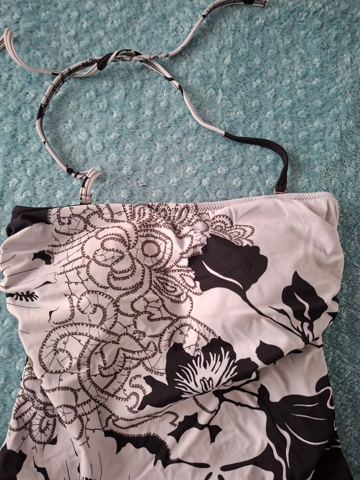 Desenli Kadın Mayo - Görsel 2