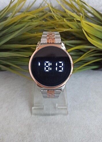 Erkek kol saati son fiyattır çap 42 mm 