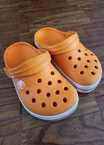 25 Beden turuncu Renk Crocs çocuk terliği