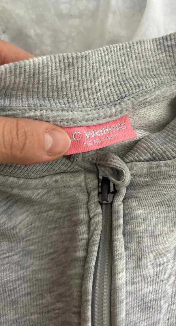 Kız Çocuk Gri Fermuarlı Kolsuz Yelek - Görsel 2