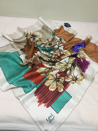 Diğer levidor twill İpek eşarp