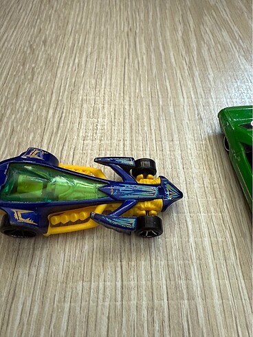 Beden Hot wheels