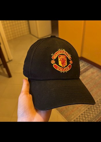 Manchester United Siyah Erkek Şapka