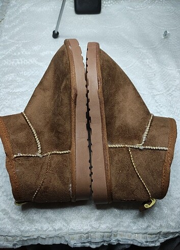 UGG Yünlü Kürklü Bot 