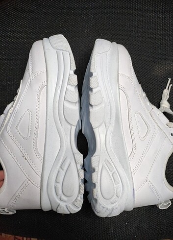 Beyaz Sneaker Ayakkabı 