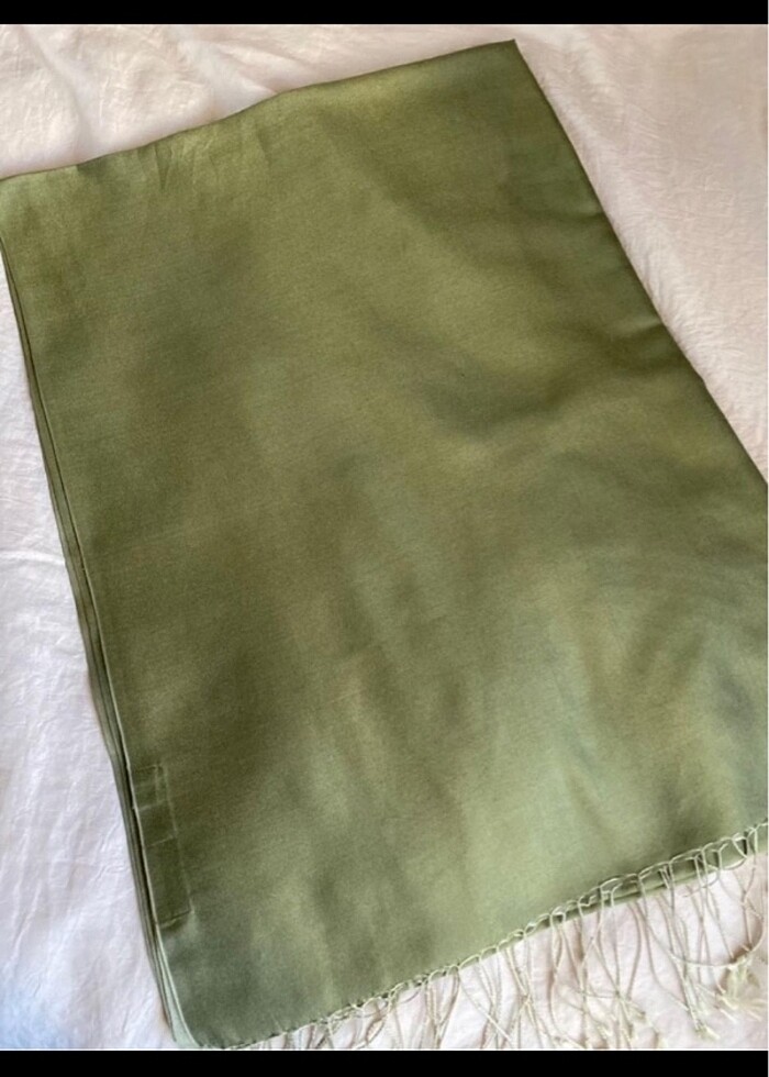 Çift taraflı yeşil ipekevi şal - Görsel 3