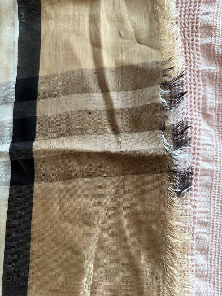 Burberry kısa püsküllü ipek pamuk karışımlı şal - Görsel 2