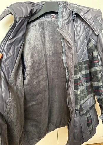 Erkek Çocuk içi kürklü Mont - Görsel 3