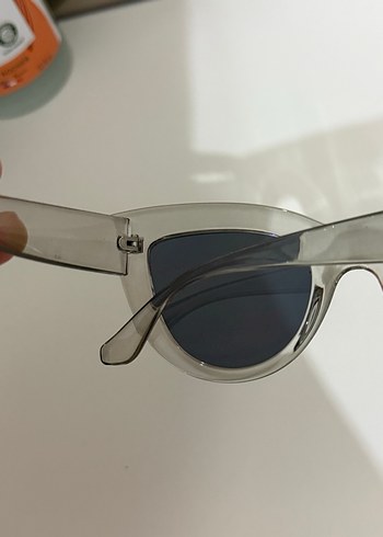 Şeffaf Çerçeveli  Kadın Güneş Gözlüğü - Görsel 5