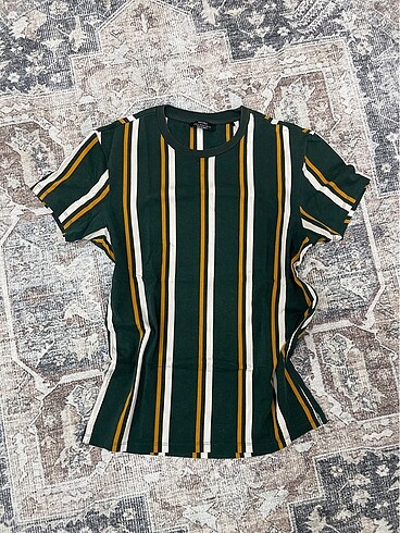 Bershka t-shirt