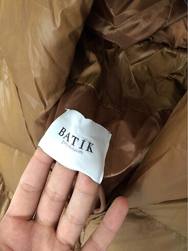 Batik Batik mont