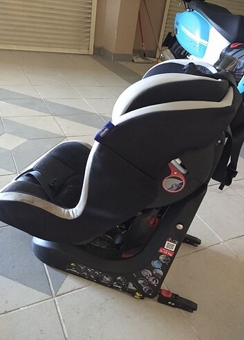Diğer Beden Bebek araba koltuğu siyah renkli