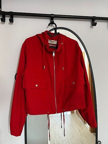 Pull and bear yağmurluk
