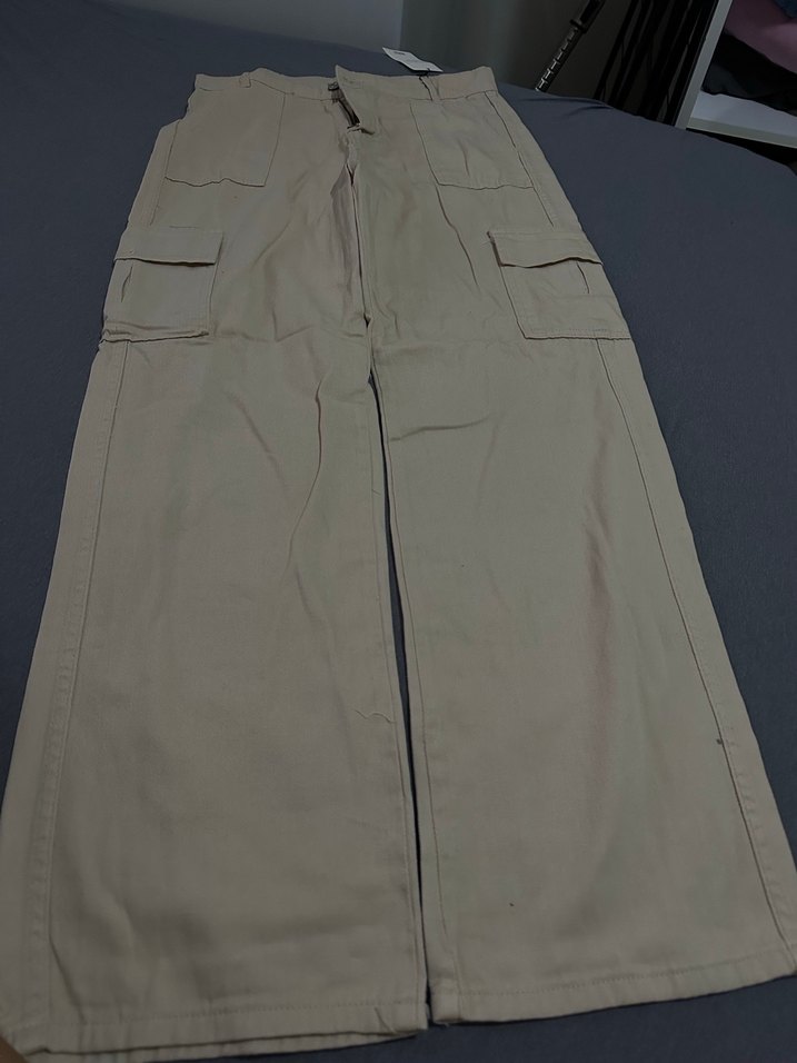 Bej Bol Kesim Kemerli kargo Pantolon - Görsel 2