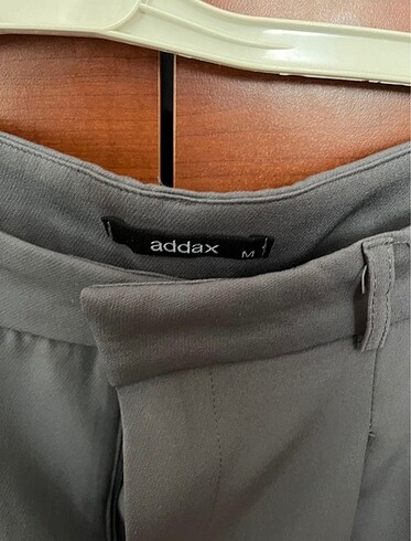 42 Beden Gri kumaş pantalon