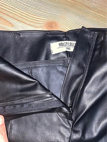 40 Beden siyah Renk Yırtmaçlı Deri pantalon