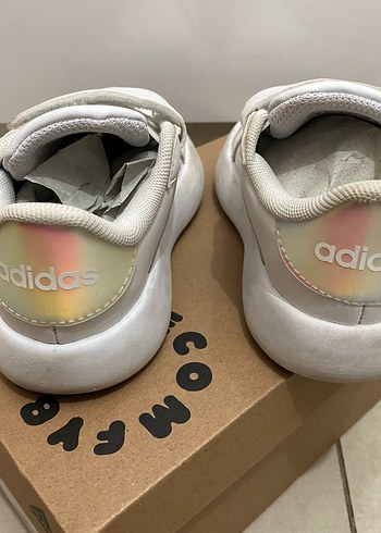 #Adidas Kız Çocuk Beyaz Spor Ayakkabı Velcro - Görsel 5