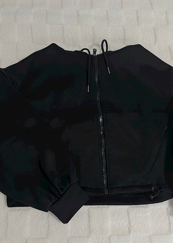Zara Kadın Siyah Fermuarlı Hırka