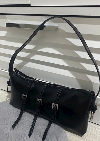 Bershka marka Gotik Kadın Çanta - Görsel 3