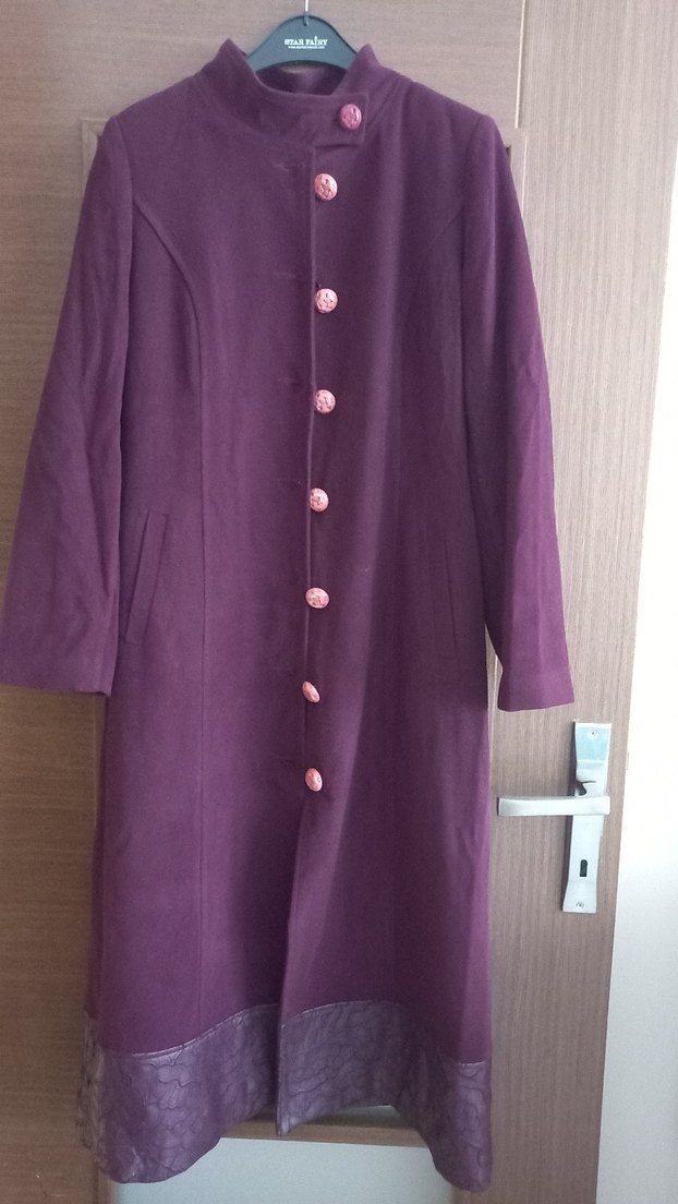 Mor Düğmeli Uzun Kadın Kaban - Görsel 2