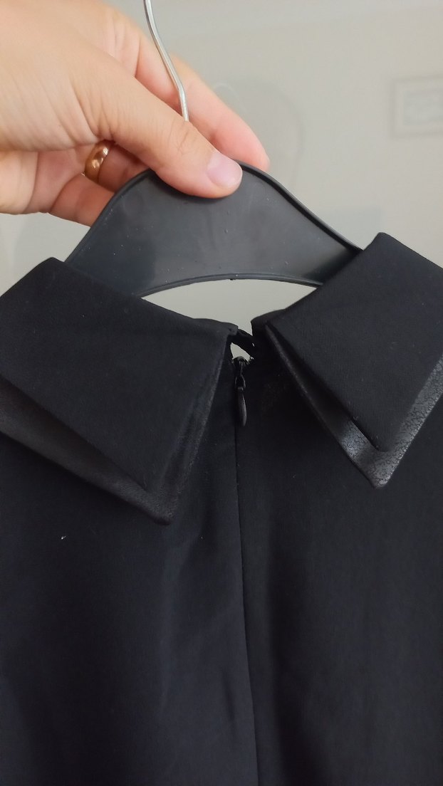 Siyah Düğmeli Kadın Gömlek - Görsel 3