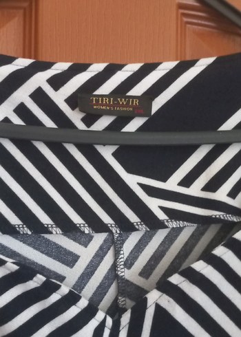 Zebra Desenli Uzun Kollu V Yaka Hamile Tunik - Görsel 2