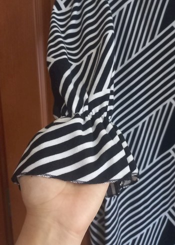 Zebra Desenli Uzun Kollu V Yaka Hamile Tunik - Görsel 4