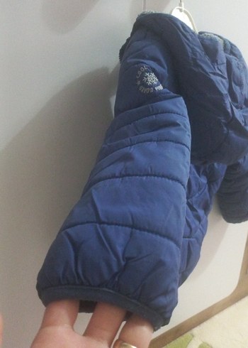 Mavi Erkek Çocuk Kapitone Mont - Görsel 4