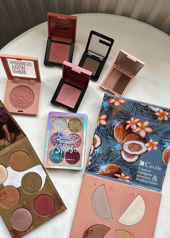 Pastel allık göz farı pastel highlighter dora joy cream blush allık