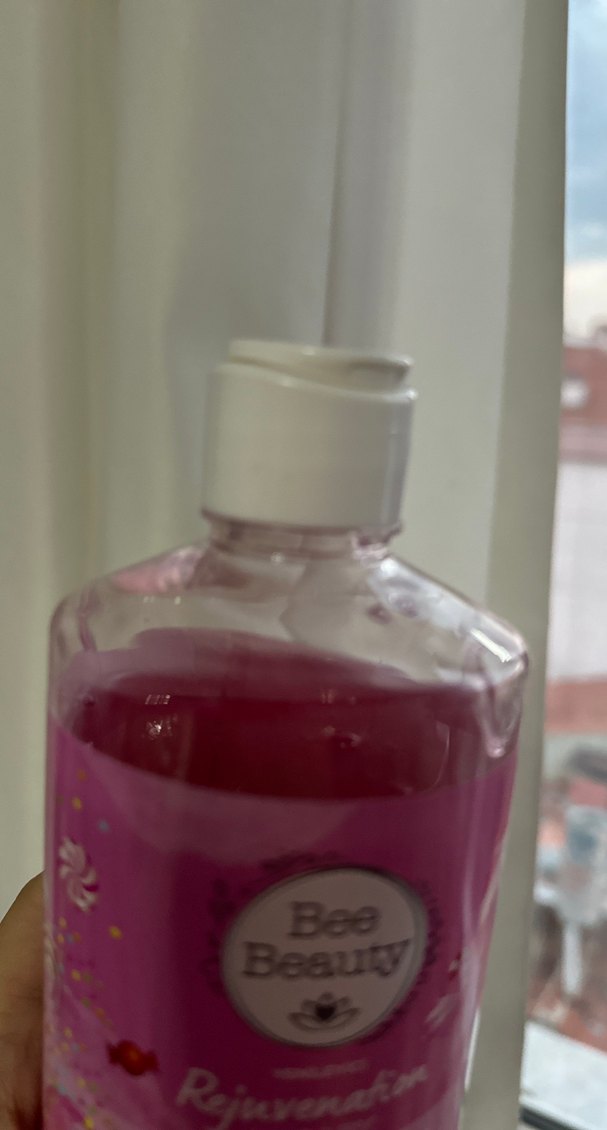 Bee Beauty Canlandırıcı Duş Jeli ve Barbie Vücut Spreyi - Görsel 2