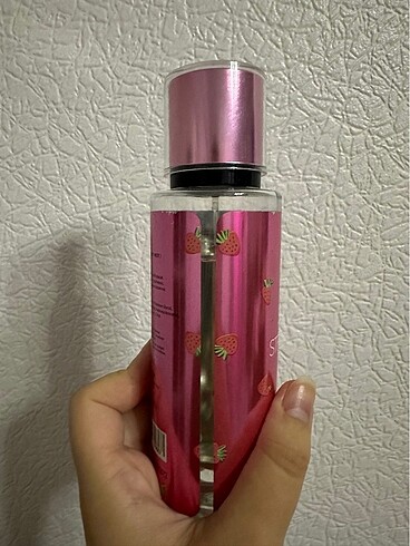 Diğer sweet strawberry vücut spreyi