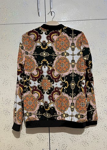 Desenli Fermuarlı Kadın Ceket - Görsel 3