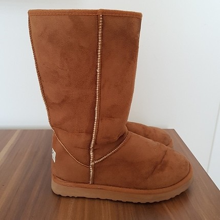 UGG- UGG