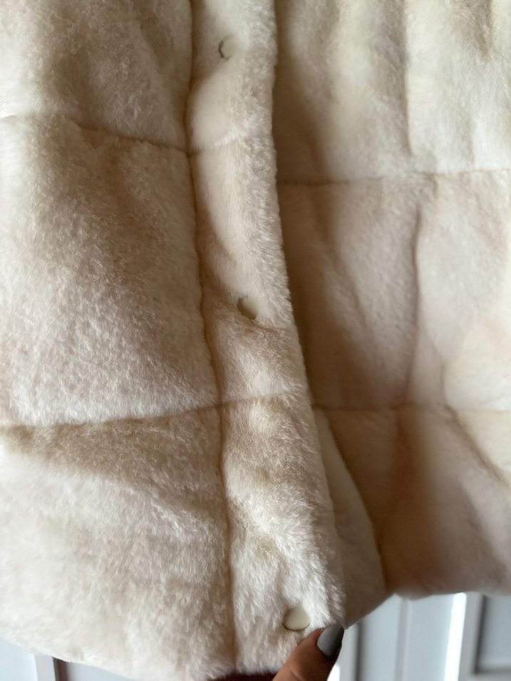 Beyaz kürk - Görsel 2