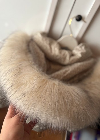 Bej Kadın Kürk Detaylı  Mont - Görsel 8