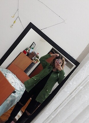 Yesil yagmurluk