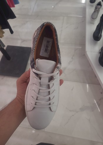 Yılan Desenli Spor Ayakkabı - Görsel 6