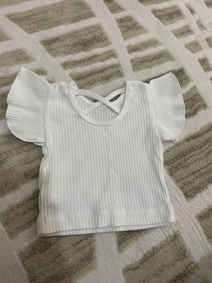 Kız Çocuk Fırfırlı Beyaz Kısa Kollu Bluz - Görsel 2